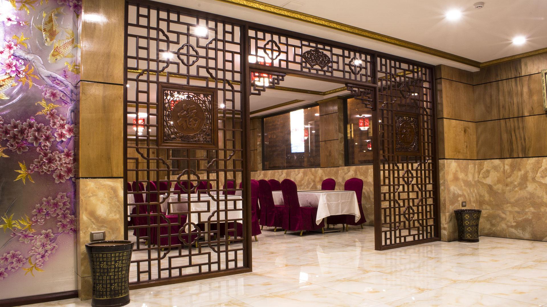 Hotel Pekin إكيكي المظهر الخارجي الصورة