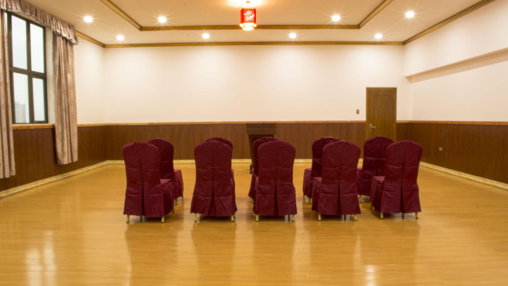 Hotel Pekin إكيكي المظهر الخارجي الصورة